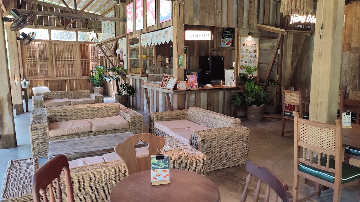 Tiệm Cà Phê Hừng Đông-3